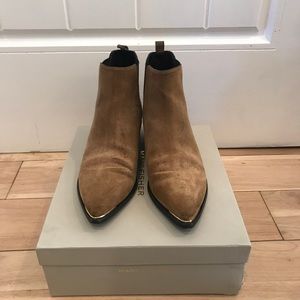 Marc Fisher Yale suede boots 8.5